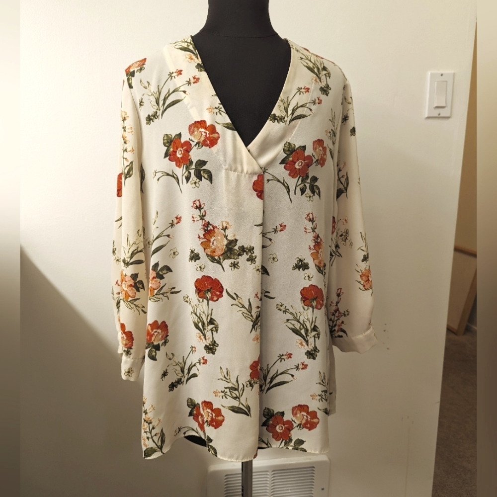 Rose + Olive pullover floral blouse sz L